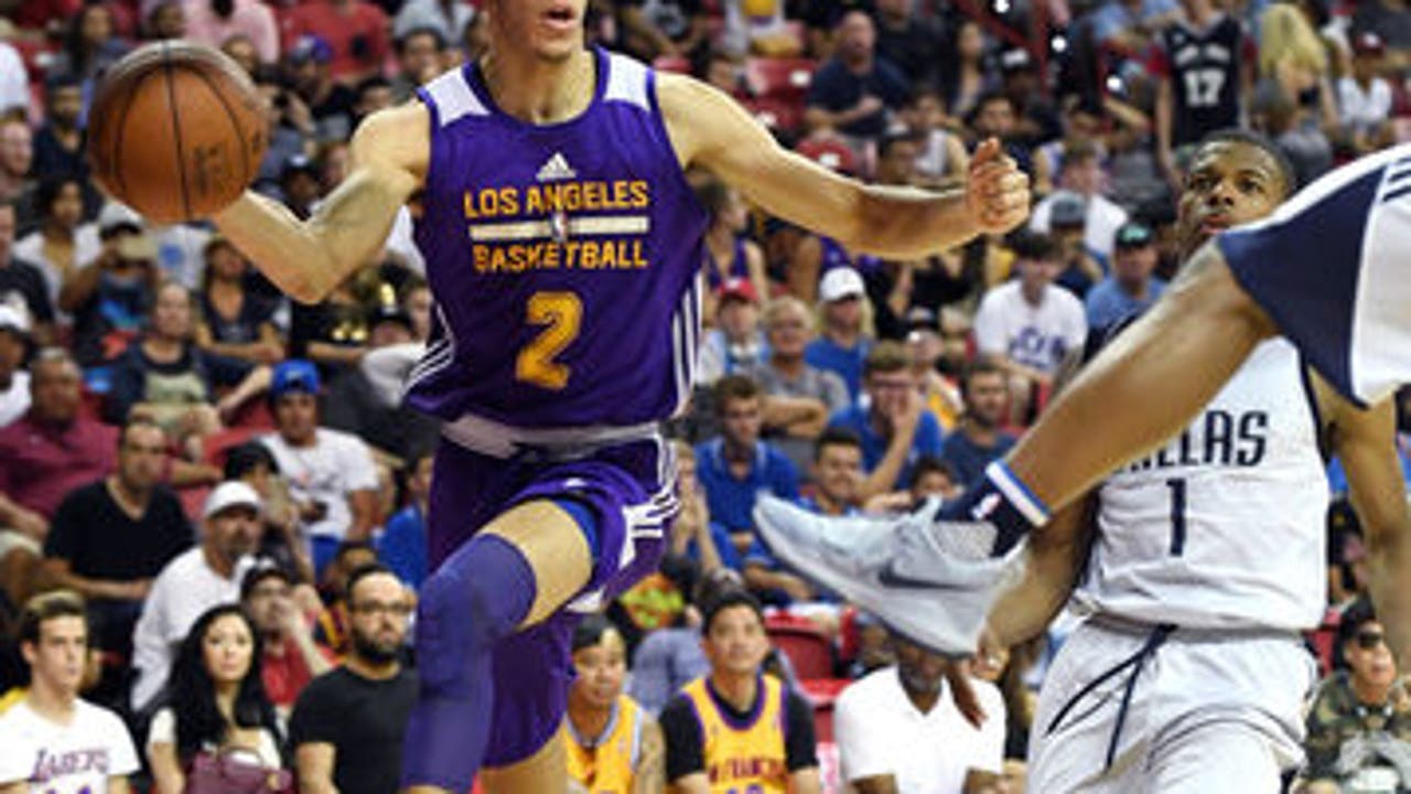 Lakers overcome Ball's injury to beat Mavs, reach title game